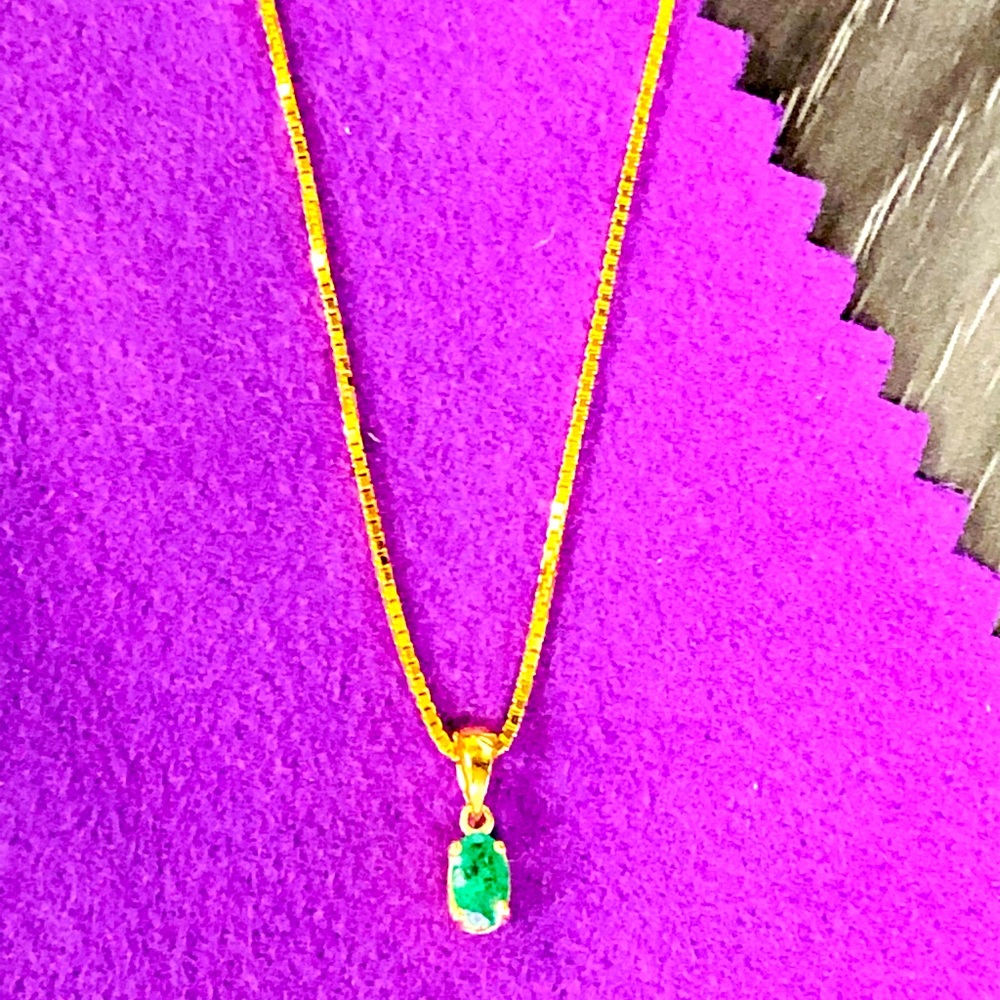 SOLD!!! New AAA Quality & Clarity Genuine Emerald Solitaire Necklace